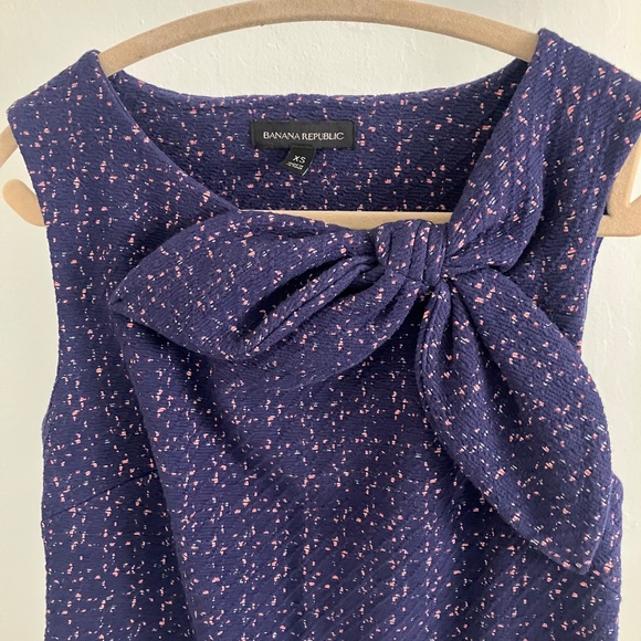 Banana Republic Navy‎ Blue and Pink Bow Tie Front Shell Sleeveless Top Blouse XS - Picture 4 of 6